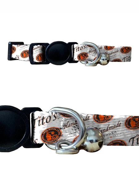 The Purrfect Accessory: Customizable Cat Collars